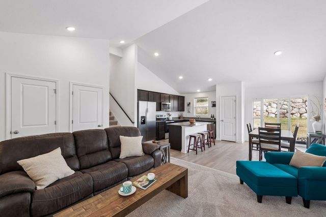 1114 Meadow Lane, Waconia, MN 55387