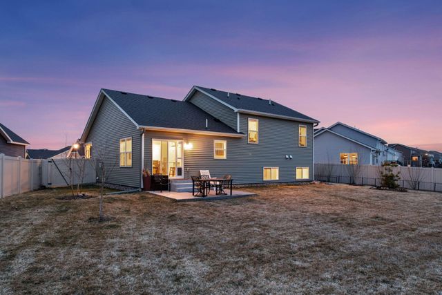 1114 Meadow Lane, Waconia, MN 55387