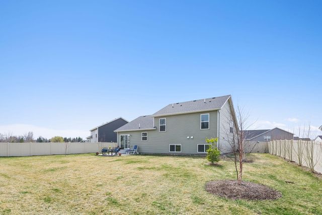 1114 Meadow Lane, Waconia, MN 55387