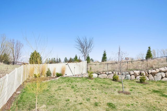 1114 Meadow Lane, Waconia, MN 55387