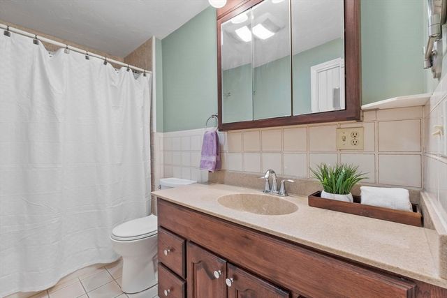 52 Heritage Dr 52, Tewksbury, MA 01876