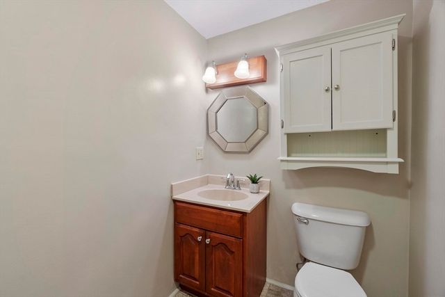52 Heritage Dr 52, Tewksbury, MA 01876