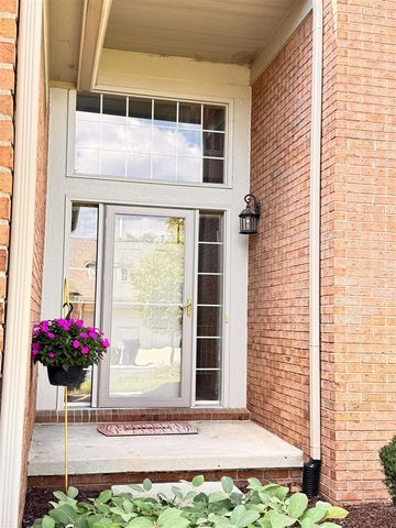 2381 Lexington Circle, Canton, MI 48188