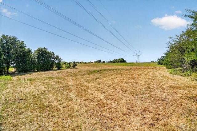 2024 Big Cedar Court, Weatherford, TX 76087