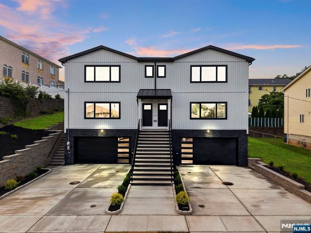 85-87 Echo Place, Elmwood Park, NJ 07407