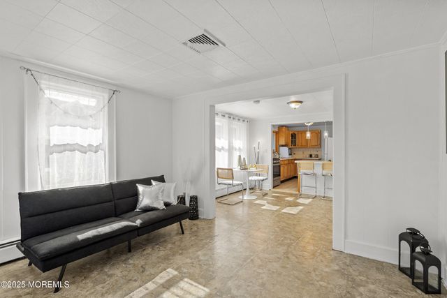 29 Wilson Avenue, Manalapan, NJ 07726