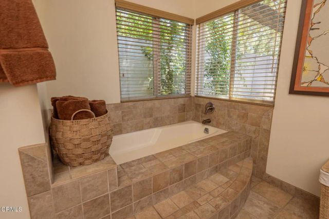 1284 Ferrara Drive, Ojai, CA 93023