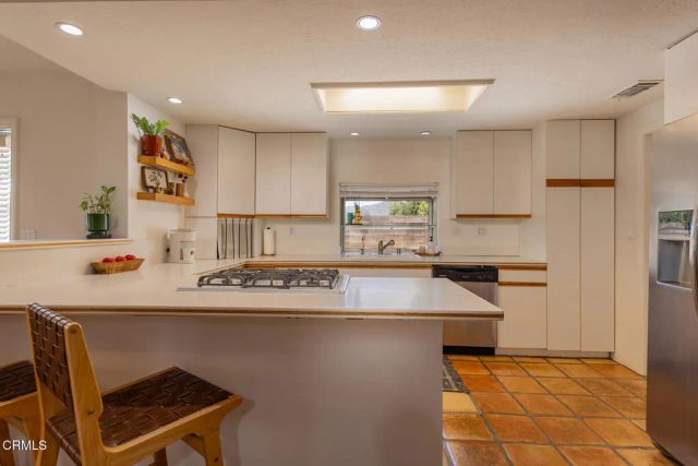 1284 Ferrara Drive, Ojai, CA 93023