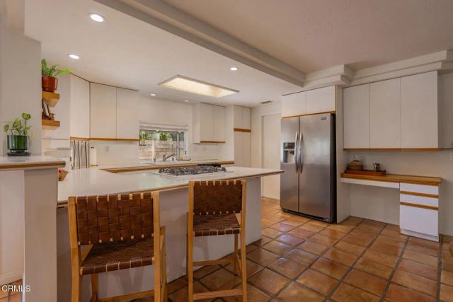 1284 Ferrara Drive, Ojai, CA 93023