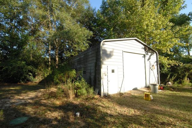 3084 S Hwy 13, Columbia, MS 39429