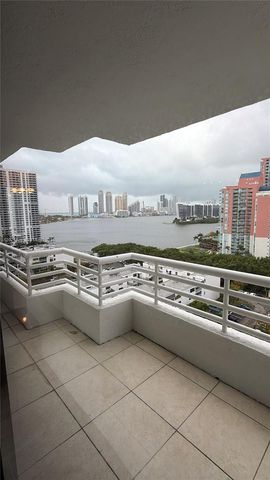 3300 NE 192nd St 1713, Aventura, FL 33180