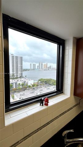 3300 NE 192nd St 1713, Aventura, FL 33180