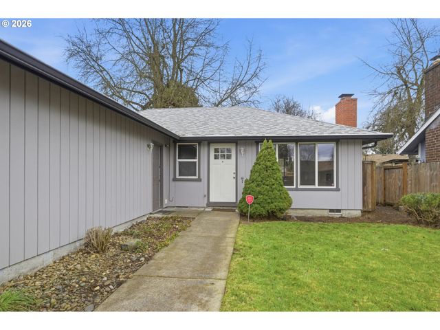 3705 PEPPERTREE Dr, Eugene, OR 97402