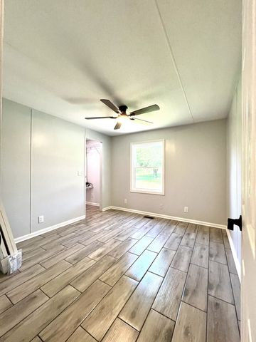 2137 Highway 130, W, Shelbyville, TN 37160
