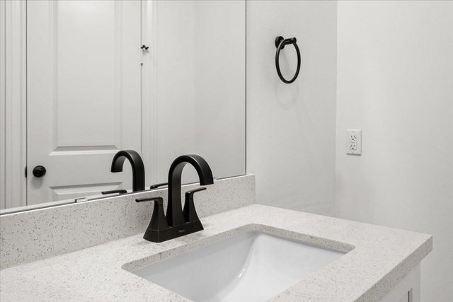 313 Tennessee Street, Houston, TX 77029