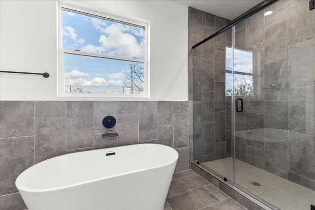 313 Tennessee Street, Houston, TX 77029