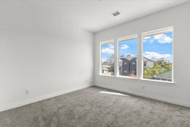 313 Tennessee Street, Houston, TX 77029