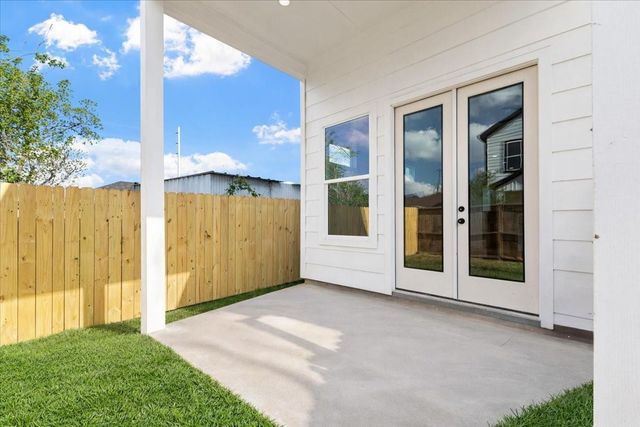 313 Tennessee Street, Houston, TX 77029