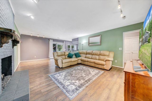 1233 Martha DR, Roanoke, VA 24019