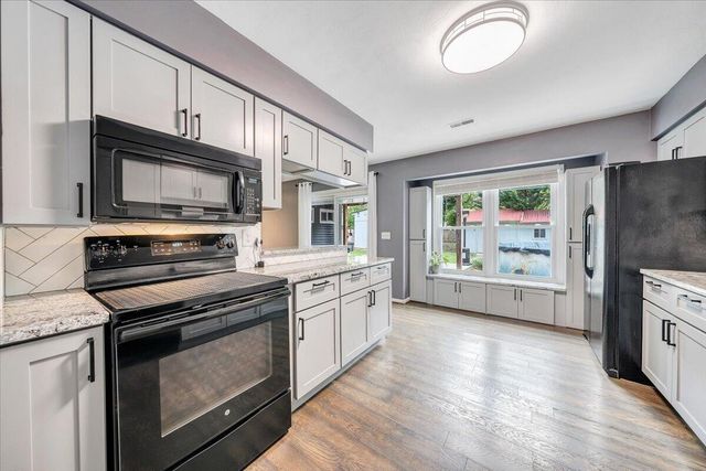 1233 Martha DR, Roanoke, VA 24019