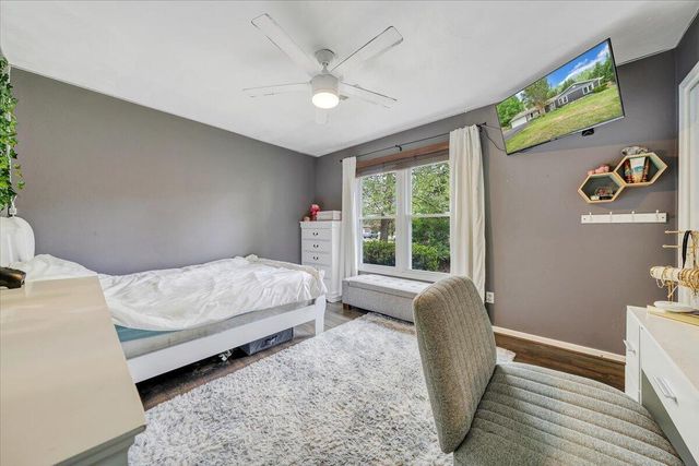 1233 Martha DR, Roanoke, VA 24019