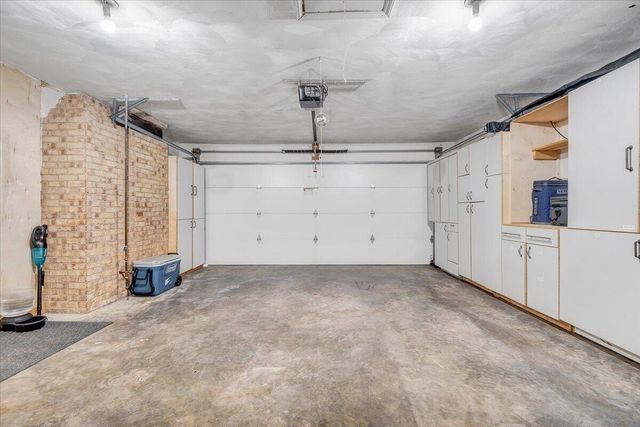 1233 Martha DR, Roanoke, VA 24019