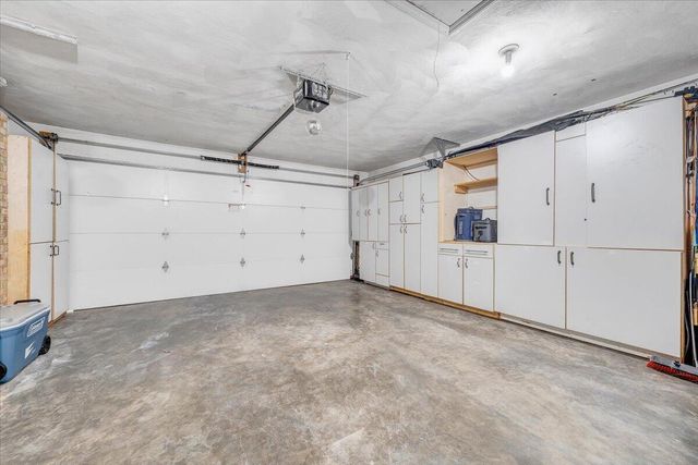 1233 Martha DR, Roanoke, VA 24019