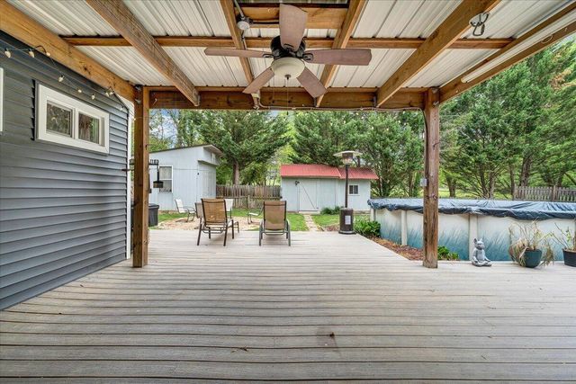 1233 Martha DR, Roanoke, VA 24019