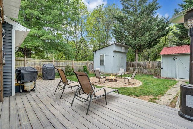 1233 Martha DR, Roanoke, VA 24019