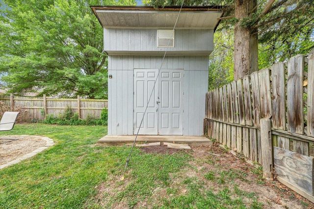 1233 Martha DR, Roanoke, VA 24019