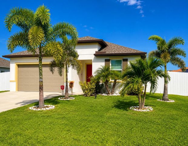729 SW Haas Avenue, Port St. Lucie, FL 34953
