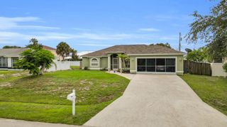 844 SW Hamberland Avenue, Port St. Lucie, FL 34953
