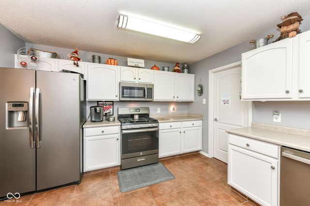 10356 Lee Stewart Lane, Fishers, IN 46038