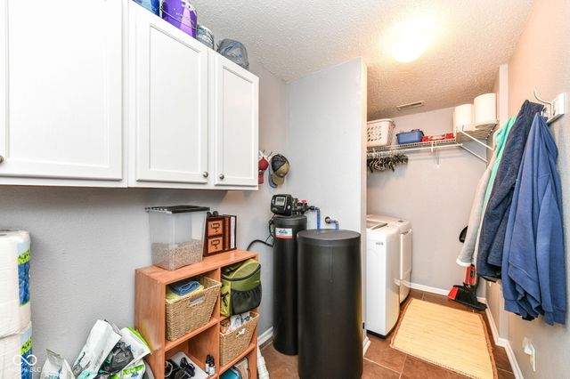 10356 Lee Stewart Lane, Fishers, IN 46038