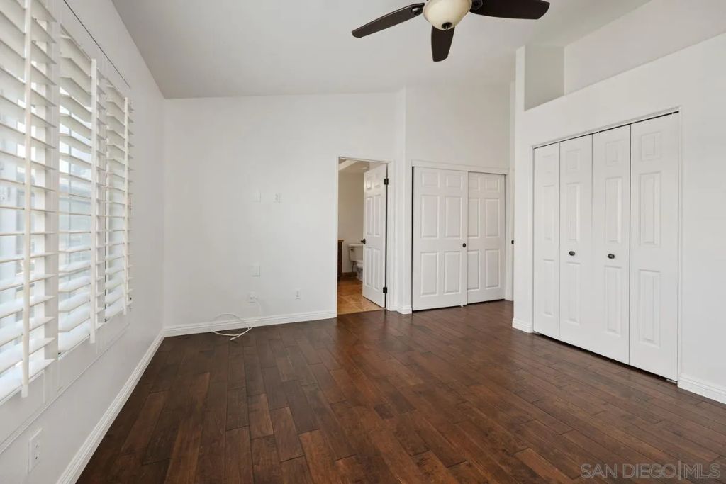 Image 17 of property listing at 12541 El Camino Real, San Diego, CA 92130