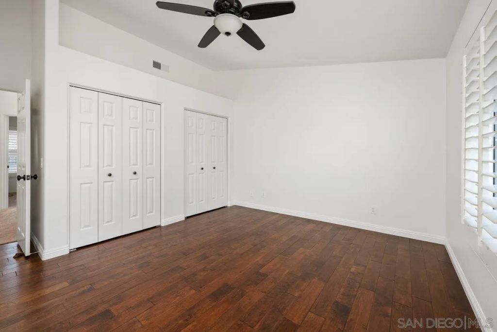 Image 18 of property listing at 12541 El Camino Real, San Diego, CA 92130