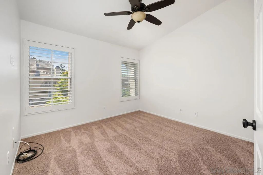 Image 22 of property listing at 12541 El Camino Real, San Diego, CA 92130