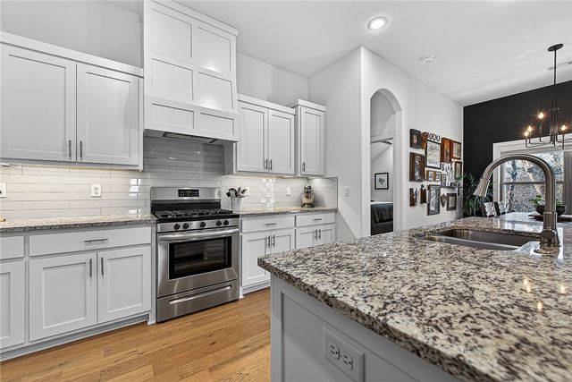 1669 N Pershing Street, Fayetteville, AR 72704