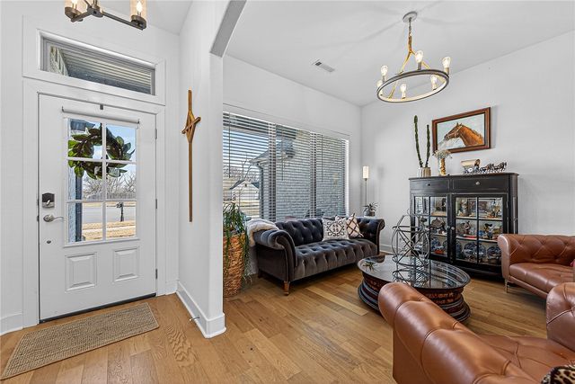 1669 N Pershing Street, Fayetteville, AR 72704