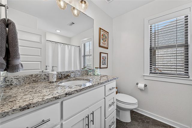 1669 N Pershing Street, Fayetteville, AR 72704