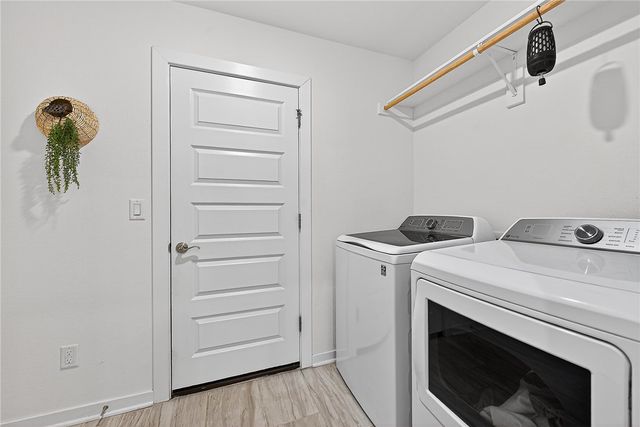 1669 N Pershing Street, Fayetteville, AR 72704