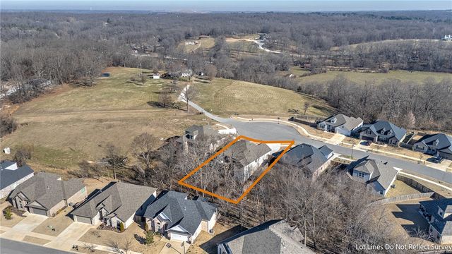 1669 N Pershing Street, Fayetteville, AR 72704