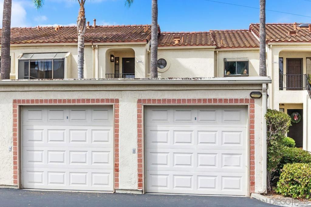 Image 3 of property listing at 3165 Vista Mar, Carlsbad, CA 92009
