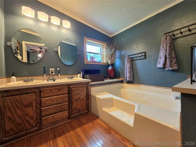14894 E Main Street, Claremore, OK 74019