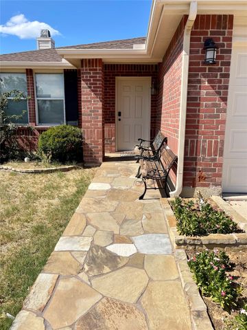 3501 Clydesdale Drive, Denton, TX 76210