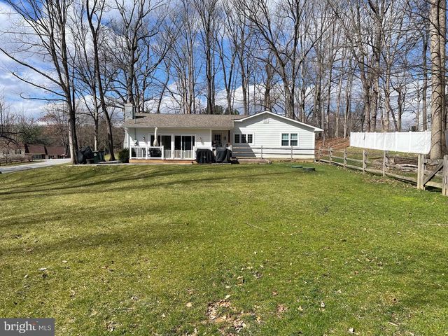 1185 WOODWARD DR, West Chester, PA 19380