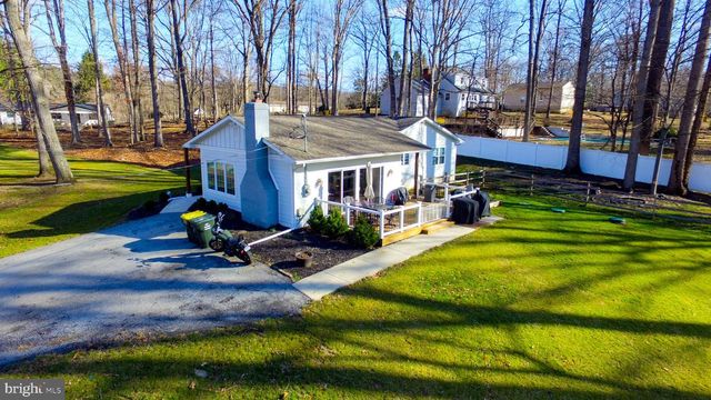 1185 WOODWARD DR, West Chester, PA 19380