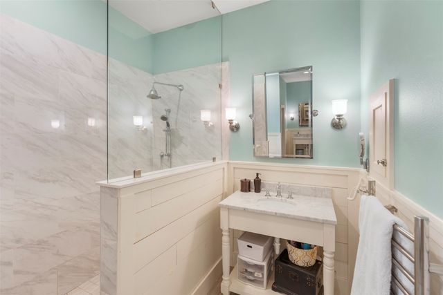 2000 N Lake Drive, Greenville, TX 75402