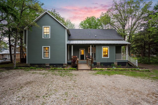 2000 N Lake Drive, Greenville, TX 75402