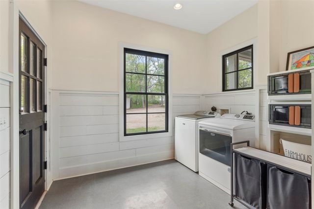 2000 N Lake Drive, Greenville, TX 75402